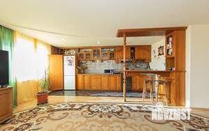 3-к квартира, вторичка, 100м2, 8/8 этаж