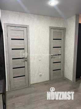 2-к квартира, вторичка, 56м2, 1/19 этаж