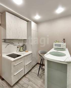 Студия квартира, вторичка, 17м2, 1/5 этаж