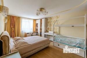 2-к квартира, вторичка, 67м2, 5/6 этаж