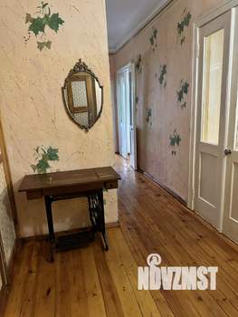 2-к квартира, вторичка, 64м2, 1/2 этаж