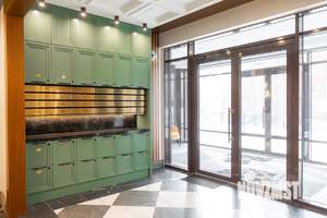 4-к квартира, вторичка, 166м2, 1/4 этаж