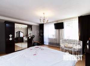 4-к квартира, вторичка, 118м2, 9/11 этаж