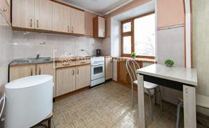 2-к квартира, вторичка, 43м2, 3/5 этаж