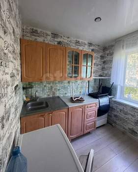 2-к квартира, вторичка, 46м2, 3/5 этаж