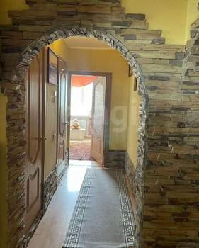 4-к квартира, вторичка, 78м2, 8/9 этаж