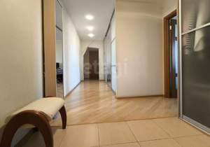 3-к квартира, вторичка, 82м2, 5/10 этаж