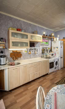 3-к квартира, вторичка, 53м2, 1/1 этаж