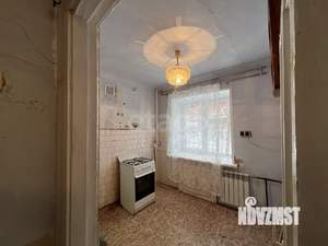 2-к квартира, вторичка, 42м2, 1/4 этаж