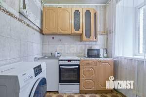 4-к квартира, вторичка, 62м2, 1/5 этаж