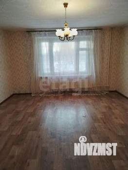 3-к квартира, вторичка, 63м2, 1/9 этаж