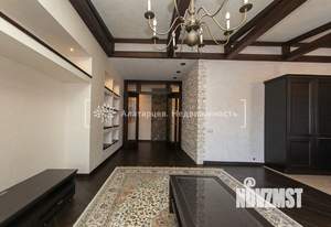 3-к квартира, вторичка, 111м2, 3/3 этаж