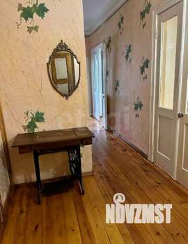 2-к квартира, вторичка, 64м2, 1/2 этаж