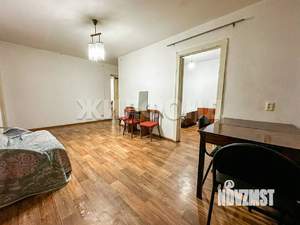3-к квартира, вторичка, 56м2, 1/5 этаж