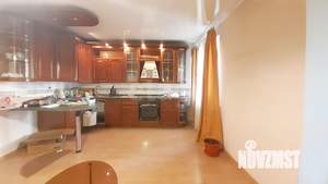 4-к квартира, вторичка, 115м2, 1/4 этаж
