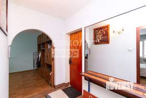 2-к квартира, вторичка, 55м2, 1/9 этаж