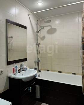 Студия квартира, вторичка, 53м2, 5/10 этаж