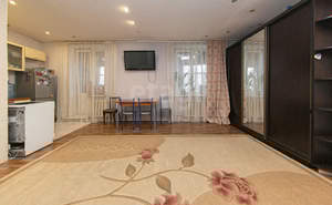 2-к квартира, вторичка, 57м2, 1/2 этаж