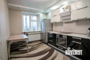3-к квартира, вторичка, 83м2, 3/10 этаж