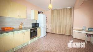 3-к квартира, вторичка, 85м2, 1/17 этаж