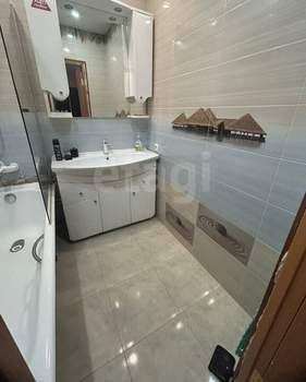 2-к квартира, вторичка, 58м2, 2/17 этаж