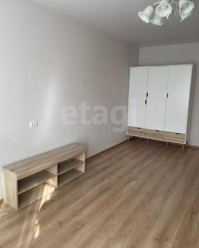 1-к квартира, вторичка, 35м2, 4/10 этаж