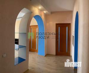 3-к квартира, вторичка, 104м2, 6/6 этаж