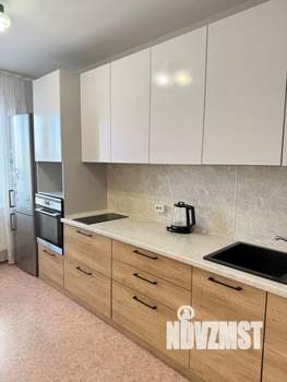3-к квартира, вторичка, 85м2, 1/14 этаж