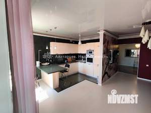 Студия квартира, вторичка, 64м2, 7/10 этаж