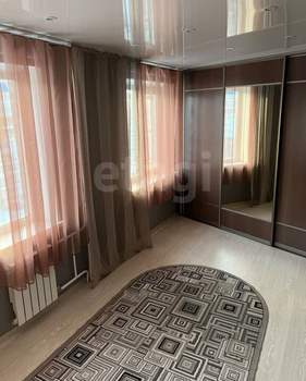 3-к квартира, вторичка, 71м2, 8/10 этаж