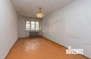 3-к квартира, вторичка, 57м2, 1/5 этаж