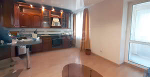 4-к квартира, вторичка, 115м2, 1/4 этаж