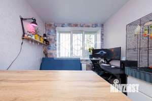 Студия квартира, вторичка, 15м2, 1/4 этаж