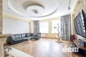 4-к квартира, вторичка, 180м2, 7/8 этаж