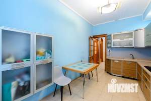 3-к квартира, вторичка, 93м2, 1/4 этаж