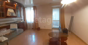 4-к квартира, вторичка, 115м2, 1/4 этаж