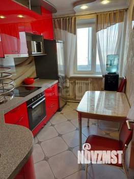 3-к квартира, вторичка, 65м2, 9/9 этаж