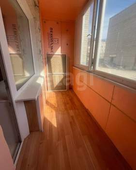 3-к квартира, вторичка, 71м2, 1/6 этаж