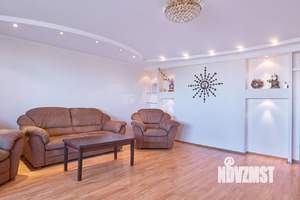 4-к квартира, вторичка, 118м2, 9/10 этаж