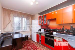 2-к квартира, вторичка, 60м2, 10/18 этаж