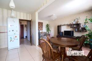 2-к квартира, вторичка, 56м2, 9/10 этаж
