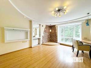 4-к квартира, вторичка, 76м2, 5/5 этаж