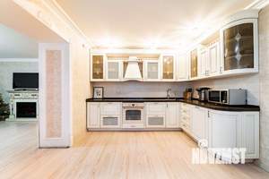 3-к квартира, вторичка, 92м2, 1/10 этаж