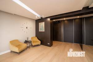 4-к квартира, вторичка, 150м2, 8/8 этаж