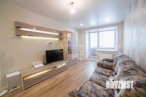 2-к квартира, вторичка, 64м2, 1/10 этаж