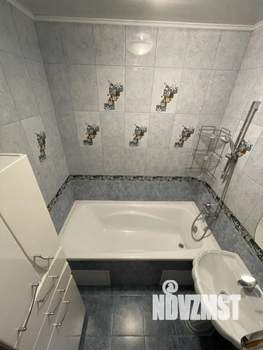 2-к квартира, вторичка, 64м2, 9/17 этаж