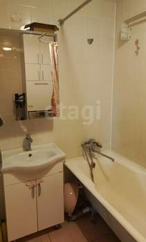 2-к квартира, вторичка, 49м2, 9/10 этаж