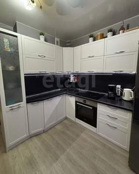 2-к квартира, вторичка, 54м2, 10/17 этаж