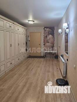 3-к квартира, вторичка, 107м2, 1/9 этаж