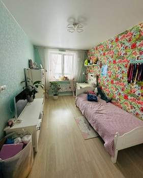 4-к квартира, вторичка, 84м2, 10/17 этаж